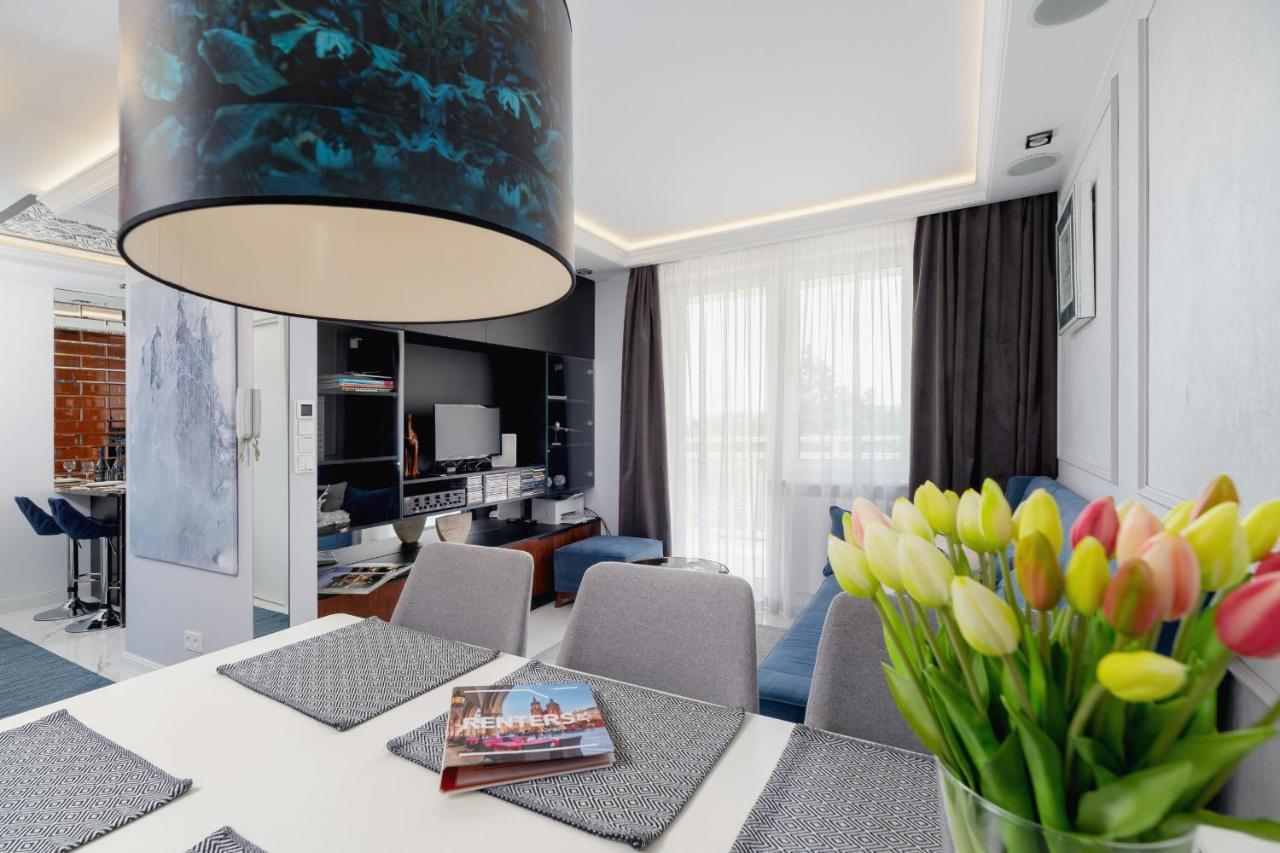 Luxurious Rozdroze By Renters Prestige