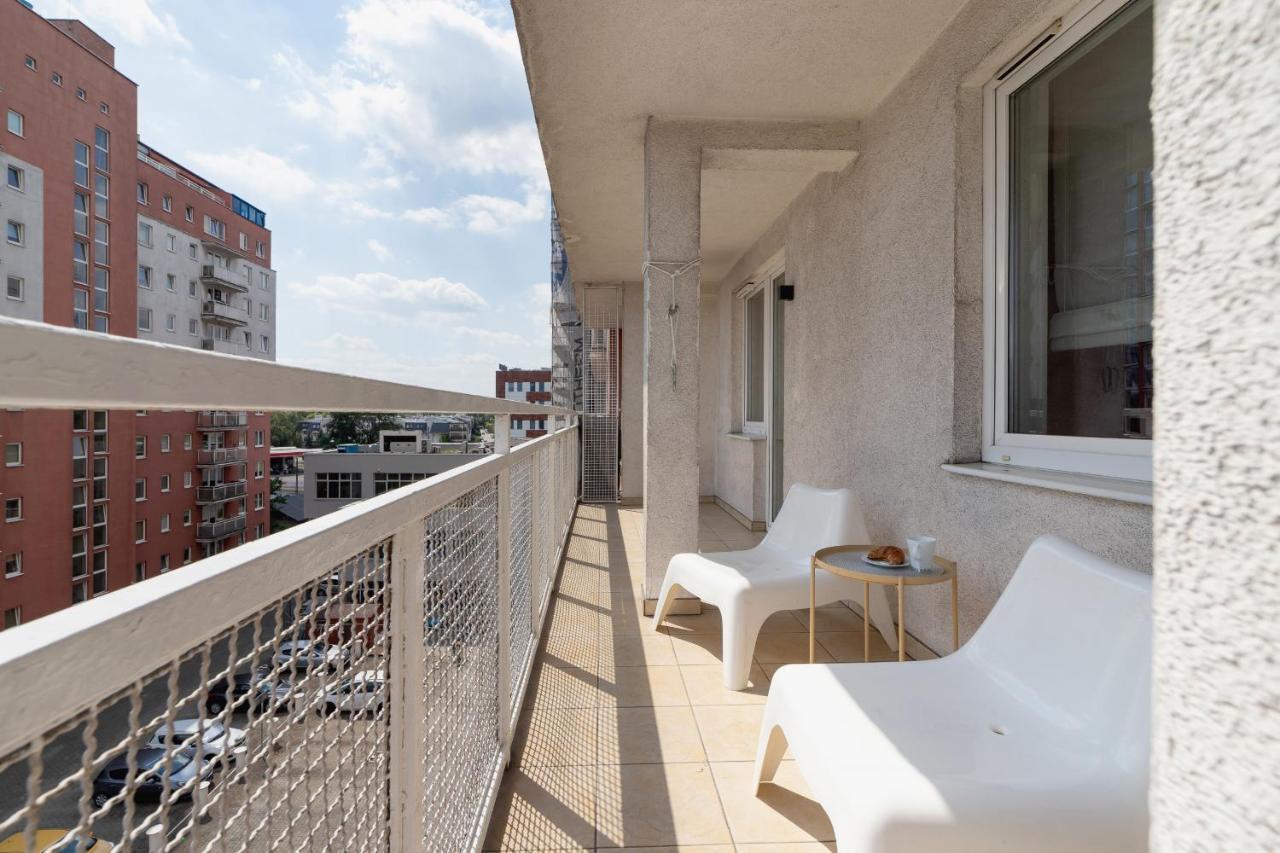 Apartment Luxurious Rozdroze By Renters Prestige Krakau