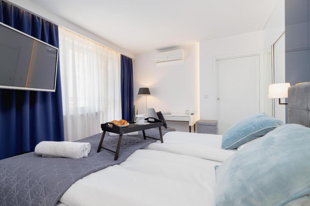 Luxurious Rozdroze By Renters Prestige Krakau